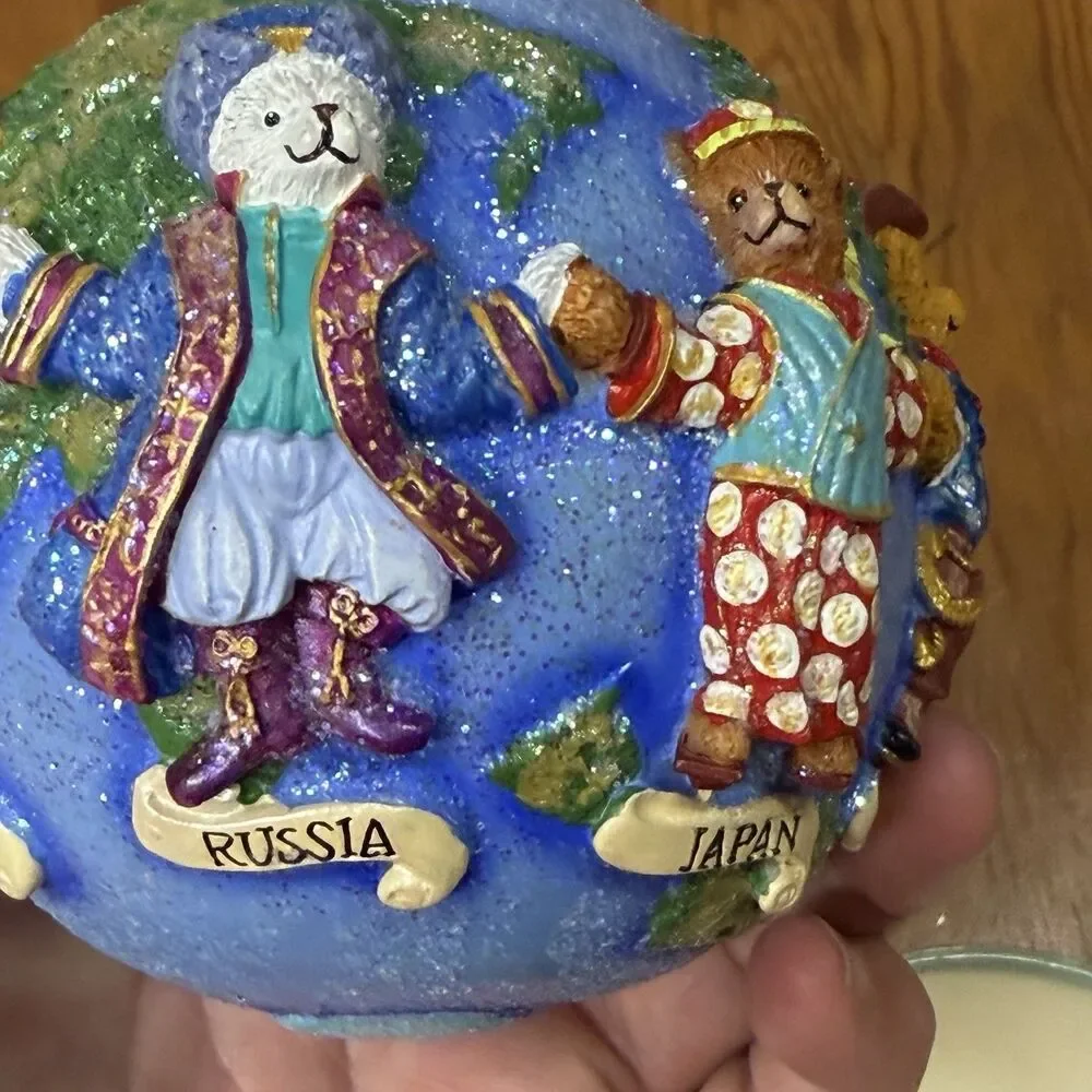 Christopher Radko Christmas Ornament Teddies Around the World 2002